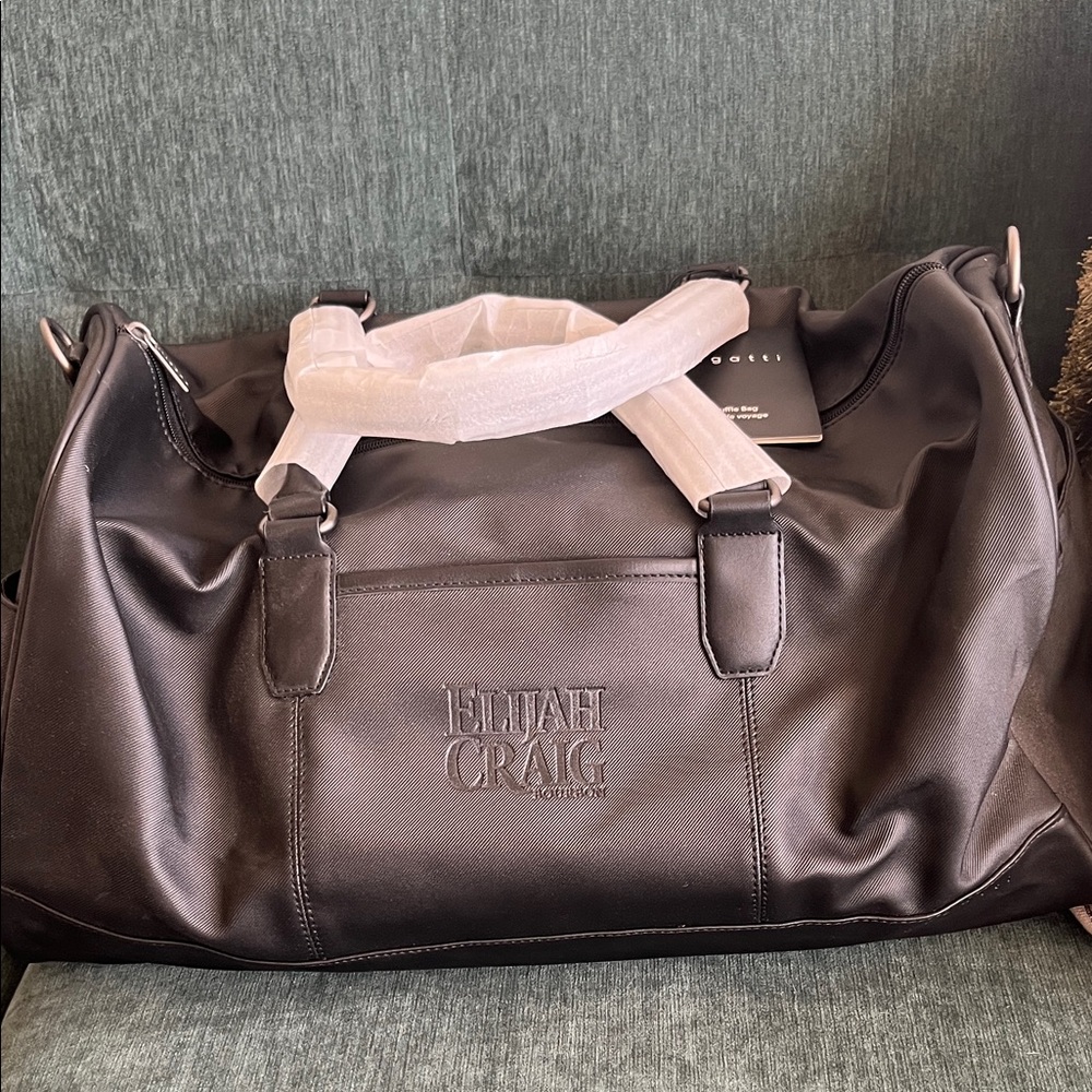New Elijah Craig Bugatti Black Duffel Bag